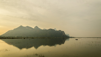 姐妹聚会发朋友圈说说