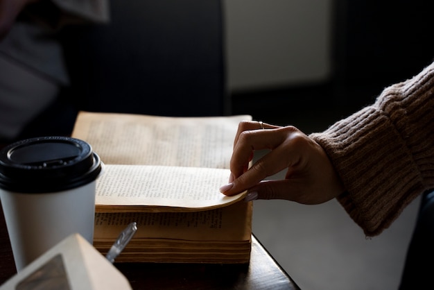 员工需改进方面怎么写