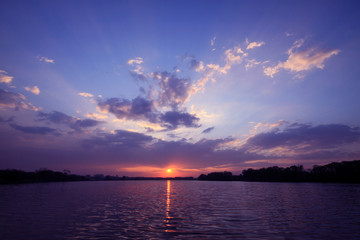 无刷电机和有刷电机的区别是什么？